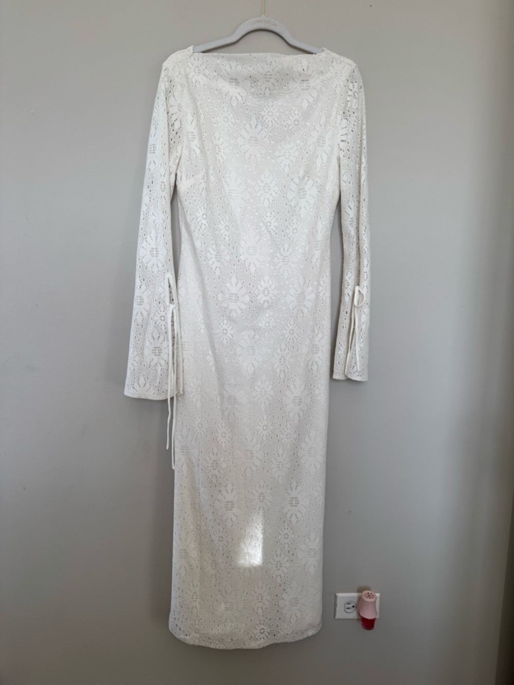 Ivory Lace Long-Sleeve Midi Dress